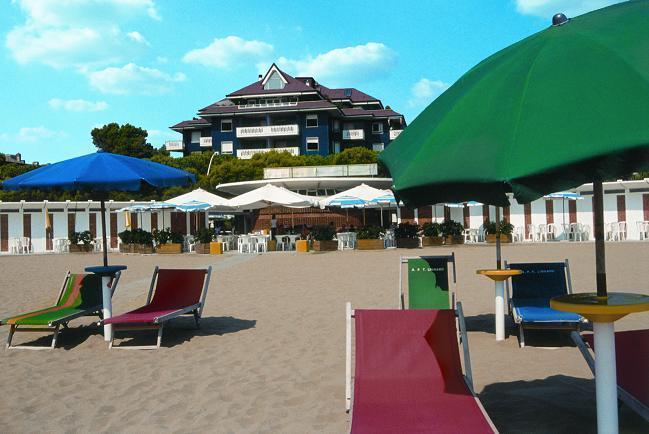 Apartment Blu Residence Lignano Sabbiadoro Extérieur photo